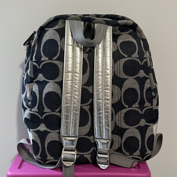 Coach backpack - Picture 3 of 5